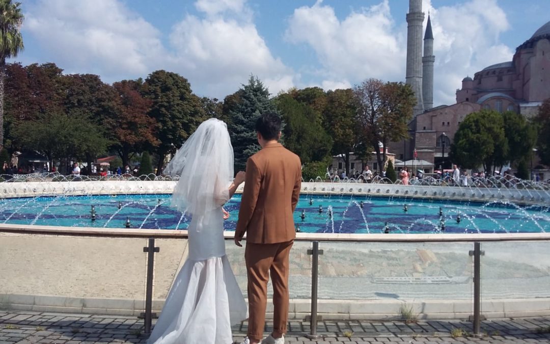 How to Gatecrash an Armenian Wedding